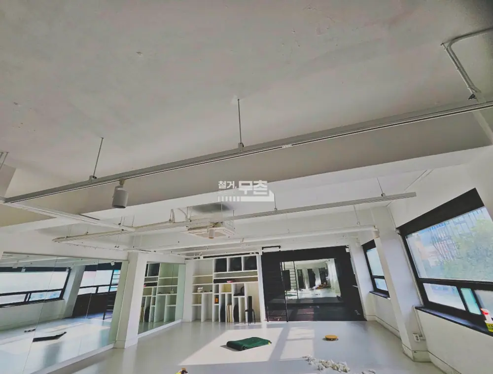 성북구 40평 필라테스샵 원상복구 철거 현장 사진 4