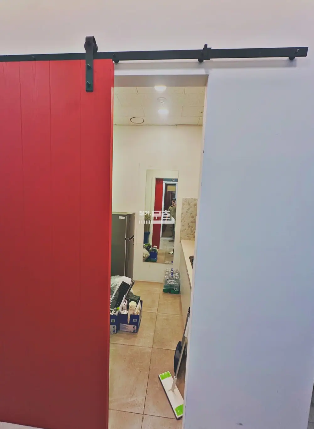 용산구 10평 사무실 인테리어 철거 현장 (2)